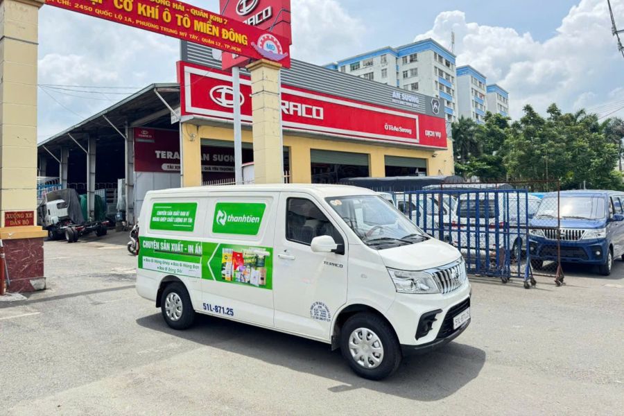 xe van chuyen in ly thanh tien 3