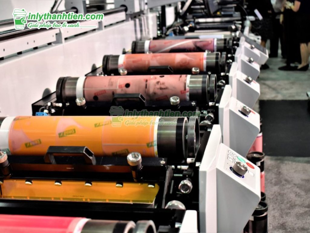 tiến hành in flexo