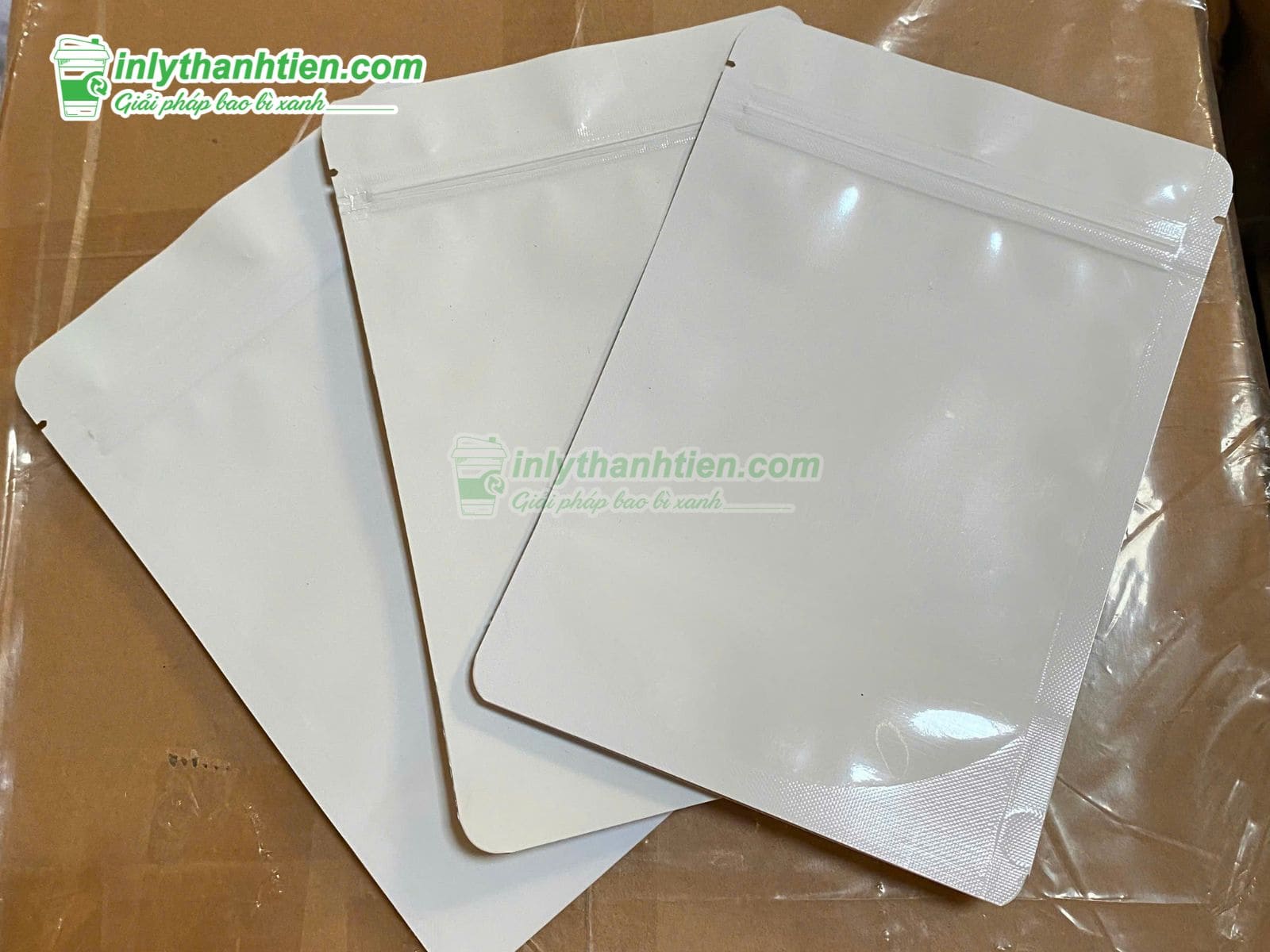 Túi zipper màu trắng sữa giá sỉ đựng thực phẩm